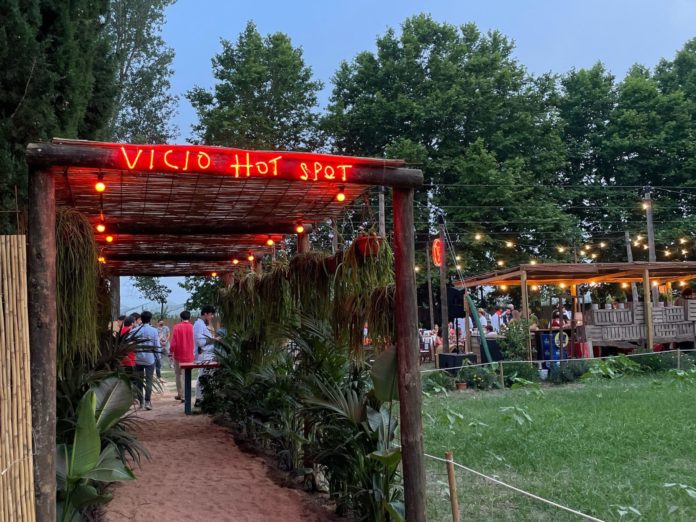 Restaurant VICIO Hot Spot a Mas Sorrer, Gualta Restaurant VICIO Hot Spot a Mas Sorrer, Gualta