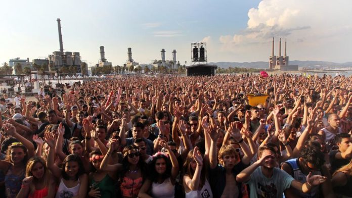 el-barcelona-beach-festival,-sense-llicencia-el-dia-abans-de-comencar