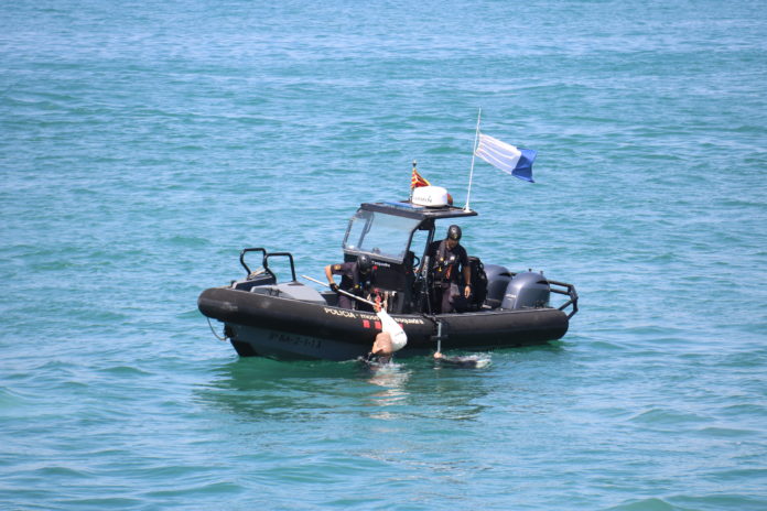 6418dfdf-4a95-404a-a079-c95e78baabf4 Una llanxa de subaquàtics durant la presentació de la consolidació de la Unitat de Policia Marítima dels Mossos - Albert Segura/ACN