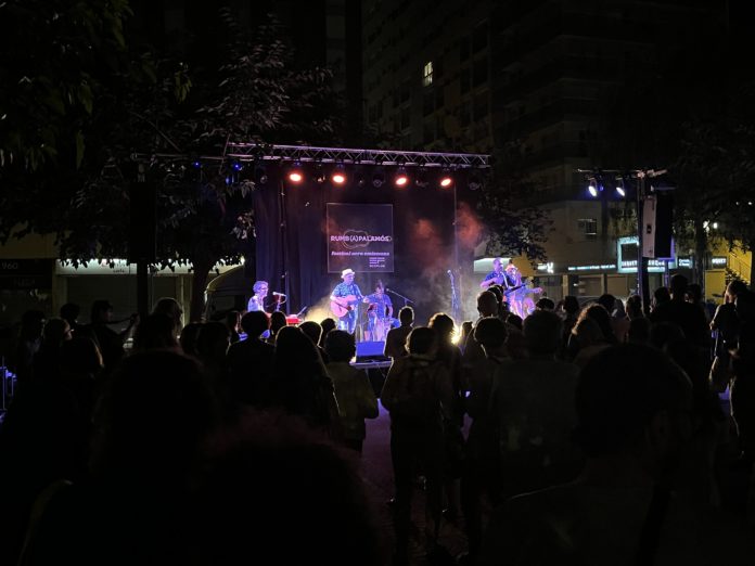 La formació Rumb(A)nd Palamós, en la seva actuació realitzada enguany a la plaça de Catalunya