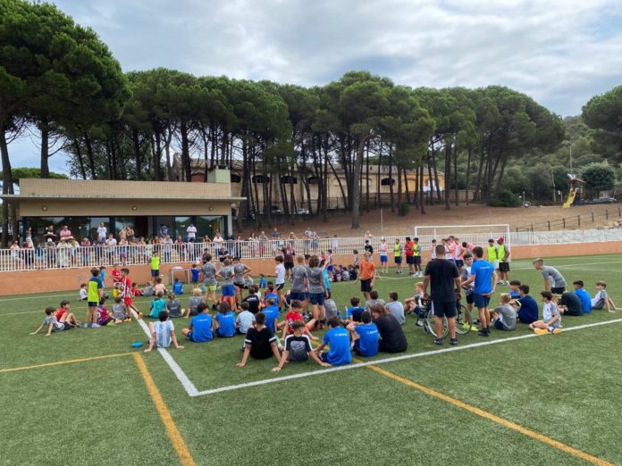 privat:-finalitza-amb-exit-el-campus-de-futbol-i-angles-de-la-fundacio-esportiva-begur