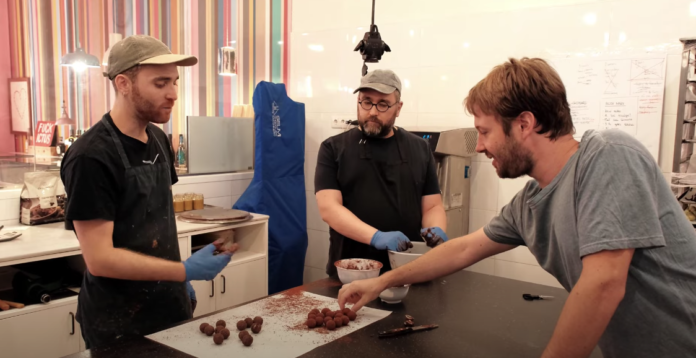 guillem-ramisa-uneix-musica-i-xocolata-en-dues-cancons