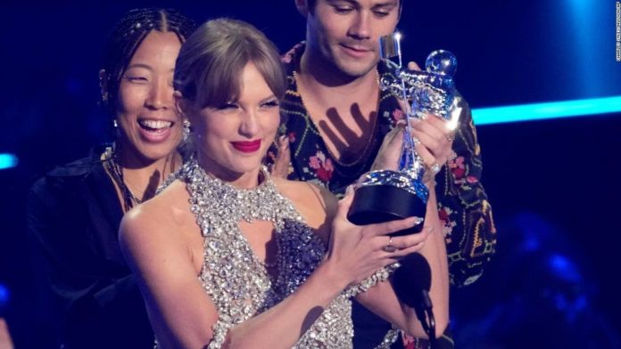 guanyadors-dels-mtv-vma’s-2022