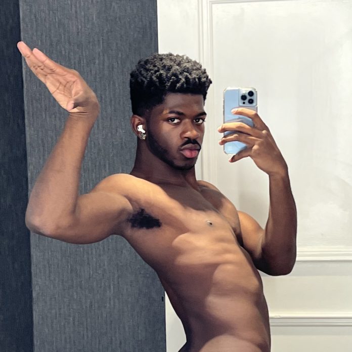 lil-nas-x-s’ajunta-amb-“league-of-legends”-i-estrenara-‘start-walking’