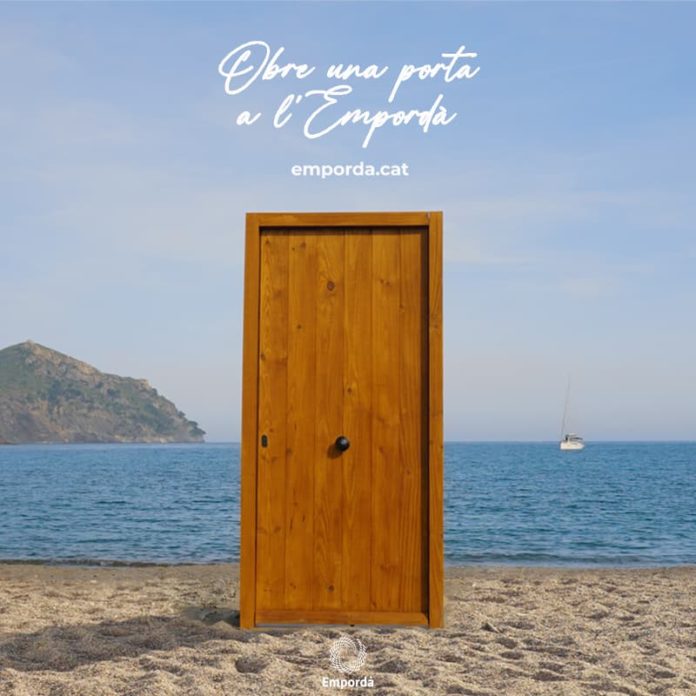 una porta a l'emporda