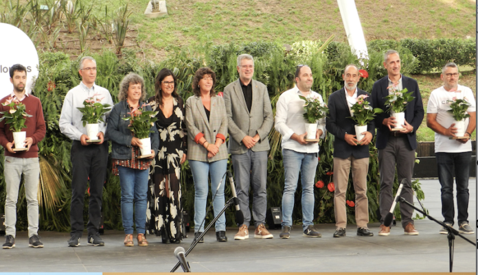 privat:-l’estartit-mante-la-distincio-de-les-2-flors-d’honor-de-viles-florides privat:-l’estartit-mante-la-distincio-de-les-2-flors-d’honor-de-viles-florides