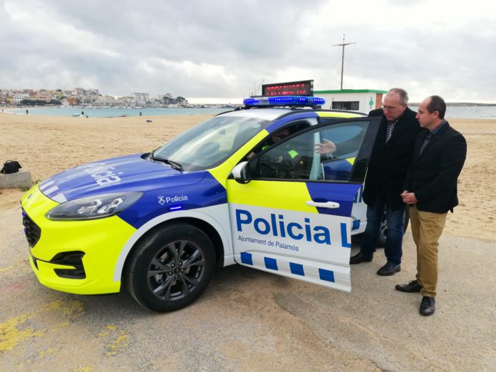 IMG_20221219_112353-01 - copia Palamós cotxe de policia híbrid