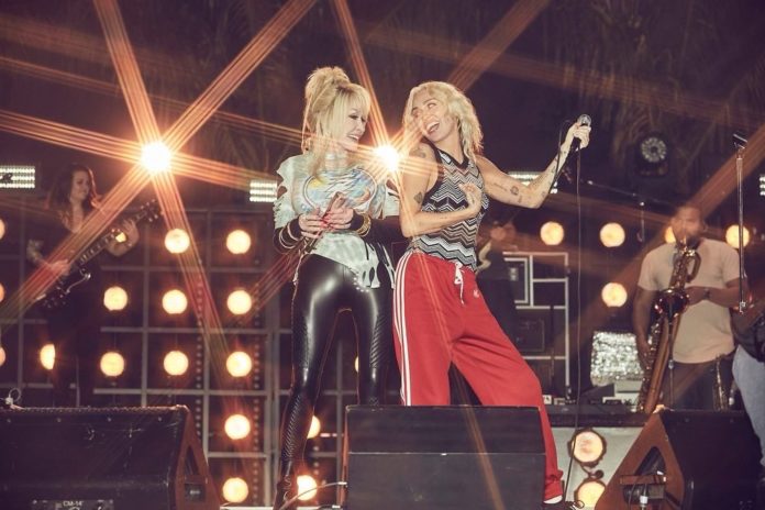 miley-cyrus-anuncia-el-seu-nou-senzill-‘flowers’ miley-cyrus-anuncia-el-seu-nou-senzill-‘flowers’