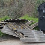 privat:-l’ajuntament-detecta-abocaments-d’amiant-a-la-via-publica