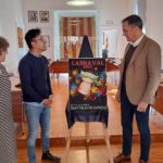 privat:-ja-es-coneix-el-cartell-premiat-del-carnaval-de-sant-feliu-de-guixols-2023,-una-allegoria-que-convida-a-“destapar-se”-despres-de-les-restriccions-de-la-pandemia