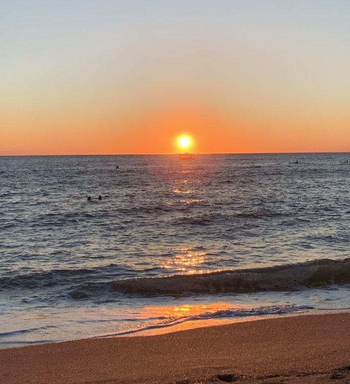 sortida del sol a la Platja de Pals sortida del sol a la Platja de Pals