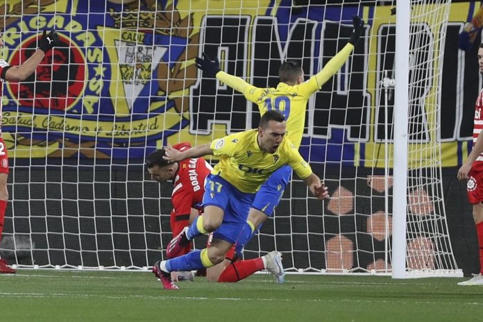 cadis 2 girona 0