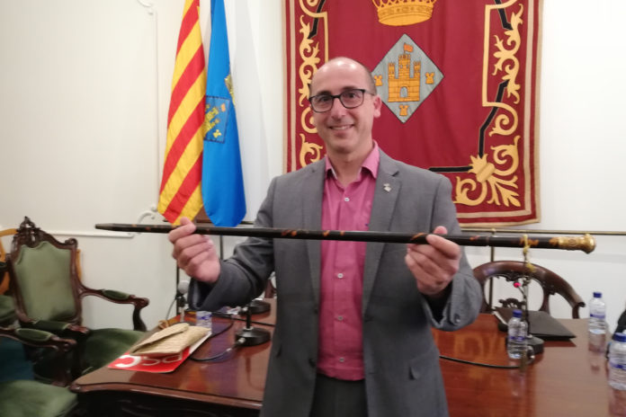 L'alcalde de Palamós, Lluís Puig, revalidant l'alcaldia Data de publicació: dissabte 17 de juny del 2023, 15:21 Localització: Palamós Autor: Imatge cedida a l'ACN per l'Ajuntament de Palamós L'alcalde de Palamós, Lluís Puig, revalidant l'alcaldia Data de publicació: dissabte 17 de juny del 2023, 15:21 Localització: Palamós Autor: Imatge cedida a l'ACN per l'Ajuntament de Palamós