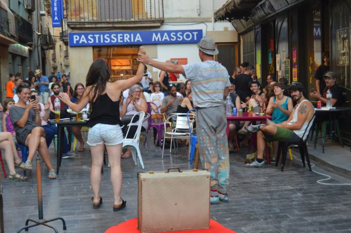 DSC_0550 Fira de Circ al Carrer de la Bisbal