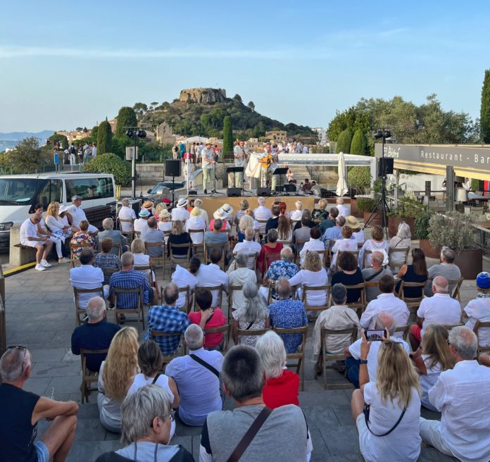 privat:-begur-viu-un-cap-de-setmana-historic-amb-una-fira-d’indians-pel-record