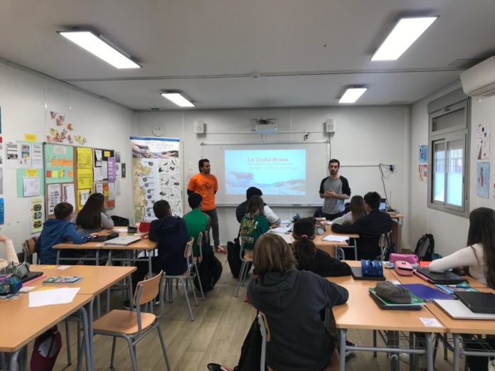 sos costa brava, servei comunitari