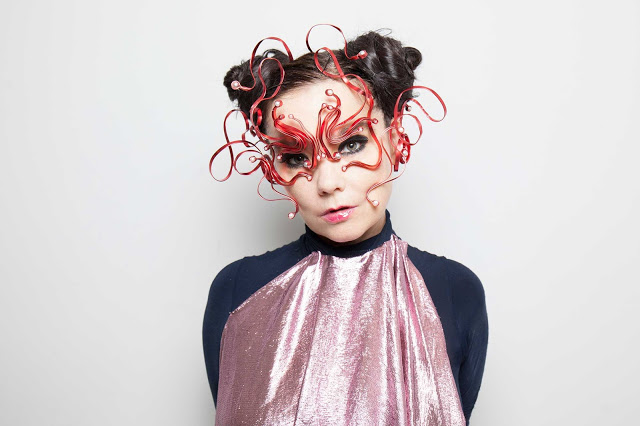 bjork-i-rosalia-estrenaran-canco-conjunta-aquest-mes