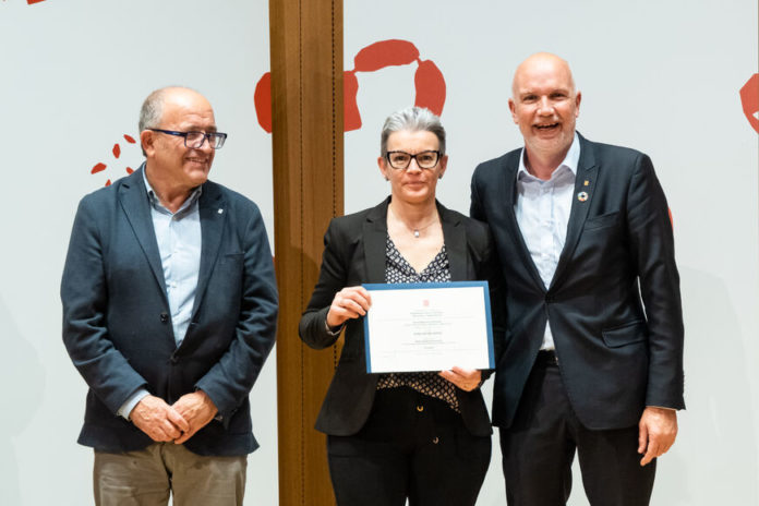 Anna Cufinyà, diploma artesana