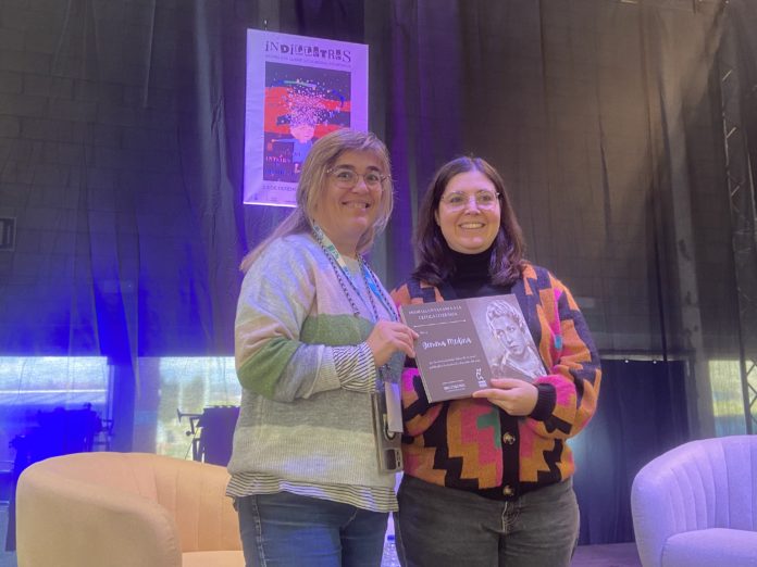Gemma Medina Premi Llucieta Canyà de Crítica Literària