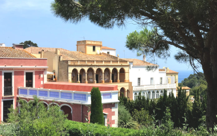 Houses built by 'Indians' in Begur, June 7, 2022 by Gerard Escaich Folch