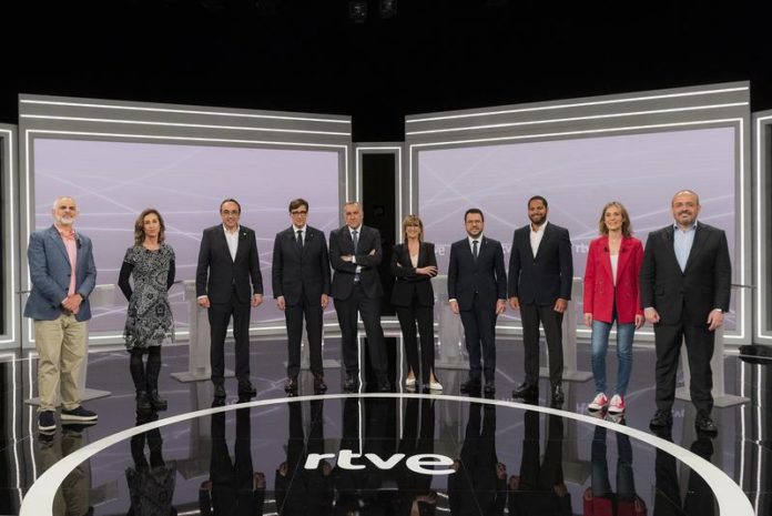 Candidates for the May 12 Catalan election during a televised debate on RTVE Catalunya / RTVE Catalunya