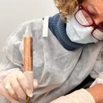 varwwwvhostsradiocapital.cathttpdocswp-contentuploads202405localimagesLhospital-de-Palamos-implementa-la-micropigmentacio-del-mugro-a-dones-que-han-patit-cancer-de-mama.jpg