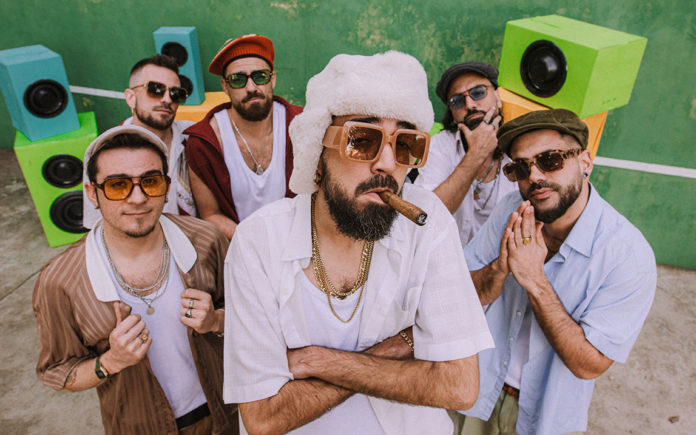 la-sra.-tomasa-presentara-el-seu-nou-disc-a-la-sala-razzmatazz