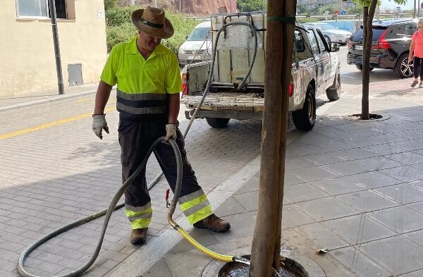 privat:-el-consell-comarcal-contracta-43-persones-en-situacio-d’atur