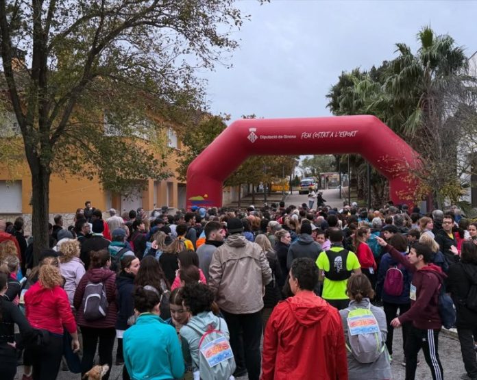 privat:-mes-de-500-persones-participen-a-la-30a-marxa-dels-arrossars-de-pals