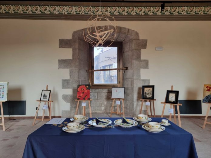 El castell de Calonge acull una exposició amb més de cinquanta artistes locals del 9 de novembre al 8 de desembre (1) El castell de Calonge acull una exposició amb més de cinquanta artistes locals del 9 de novembre al 8 de desembre (1)