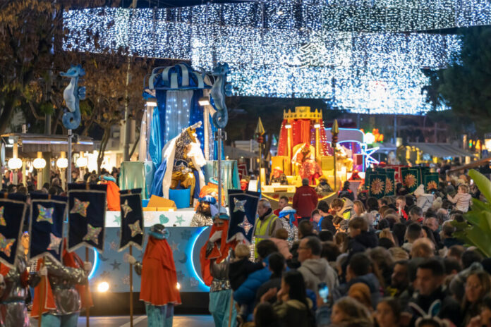 privat:-cavalcada-dels-reis-d’orient-pels-carrers-de-platja-d’aro-i-castell-d’aro