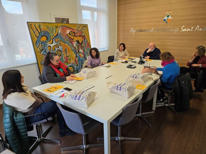 L'Ajuntament de Calonge i Sant Antoni entrega materials didàctics a les escoles en el marc del projecte educatiu de Calonge, Poble de Llibres L'Ajuntament de Calonge i Sant Antoni entrega materials didàctics a les escoles en el marc del projecte educatiu de Calonge, Poble de Llibres
