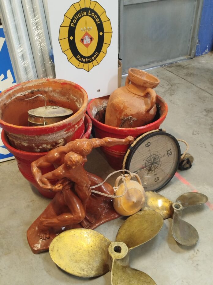 Objectes_robats_Calella_Palafrugell_Polica_local Objectes_robats_Calella_Palafrugell_Polica_local