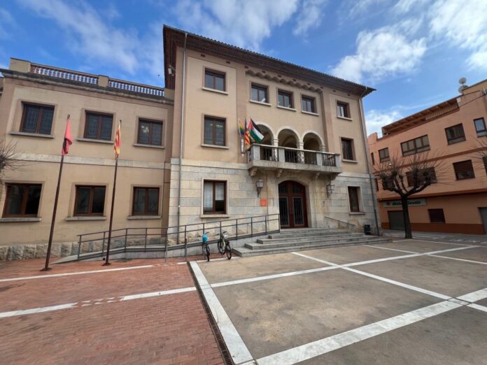 Ajuntament de la bisbal d'Empordà Ajuntament de la bisbal d'Empordà