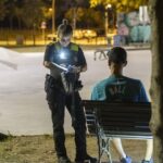 privat:-la-policia-de-platja-d’aro-posa-216-denuncies-per-incivisme-i-no-detecta-cap-comiat-de-solter-amb-objectes-sexuals