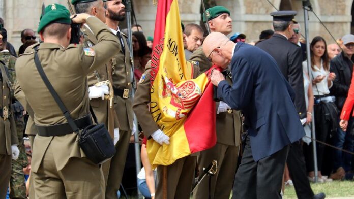 privat:-polemica-entre-l’equip-de-govern-i-l’oposicio-de-calonge-per-una-jura-de-bandera-espanyola-amb-motiu-del-12-d’octubre privat:-polemica-entre-l’equip-de-govern-i-l’oposicio-de-calonge-per-una-jura-de-bandera-espanyola-amb-motiu-del-12-d’octubre