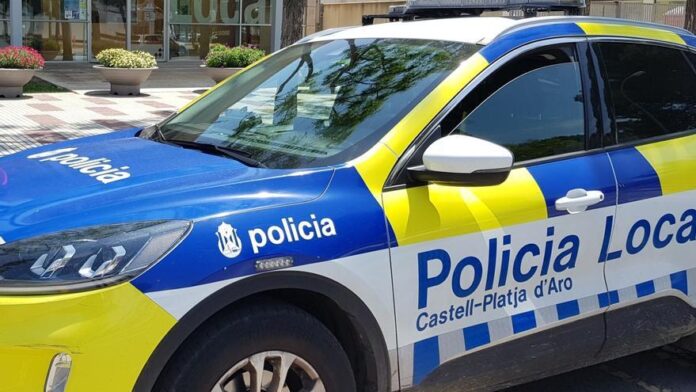 privat:-detingut-a-platja-d’aro-un-jove-per-atacar-amb-un-cuter-un-client-i-que-estava-buscat-per-un-robatori-violent privat:-detingut-a-platja-d’aro-un-jove-per-atacar-amb-un-cuter-un-client-i-que-estava-buscat-per-un-robatori-violent