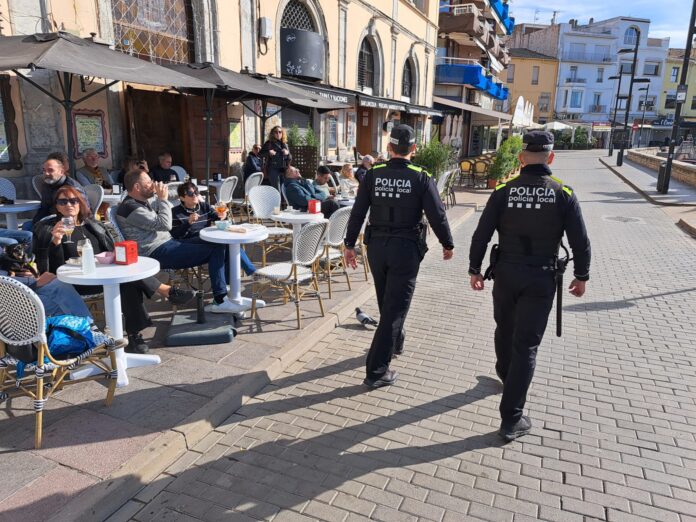 54ae1fd0-52ef-4097-a0ce-0ae61cb4acf3 policia Palamós