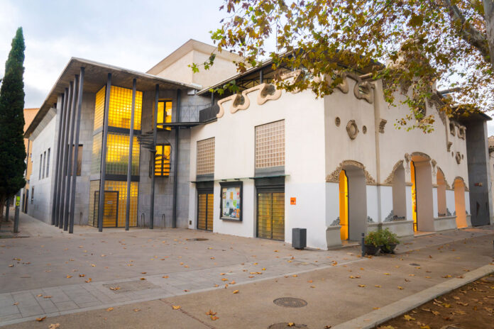 Teatre Mundial la Bisbal d'Empordà