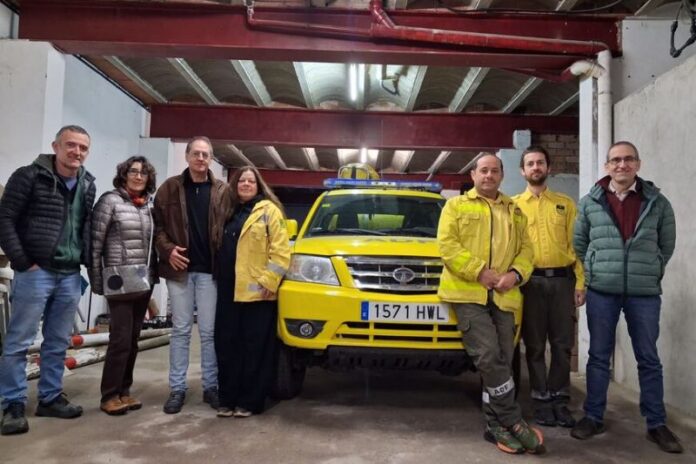 privat:-el-grup-de-defensa-del-montgri-dona-20.000-e-a-l’agrupacio-de-defensa-forestal-montgri-per-reforcar-la-prevencio-d’incendis privat:-el-grup-de-defensa-del-montgri-dona-20.000-e-a-l’agrupacio-de-defensa-forestal-montgri-per-reforcar-la-prevencio-d’incendis