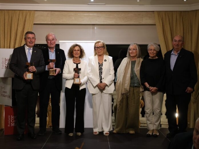 privat:-el-president-de-la-diputacio,-miquel-noguer,-distingit-en-els-premis-t-de-la-fundacio-jordi-comas-per-la-seva-difusio-de-la-marca-costa-brava privat:-el-president-de-la-diputacio,-miquel-noguer,-distingit-en-els-premis-t-de-la-fundacio-jordi-comas-per-la-seva-difusio-de-la-marca-costa-brava