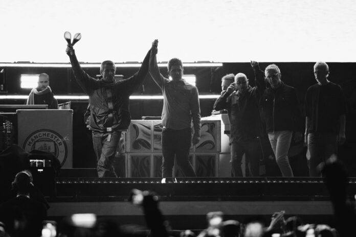 oasis-apunta-directament-a-barcelona-en-el-seu-nou-video-sobre-la-gira-de-2027
